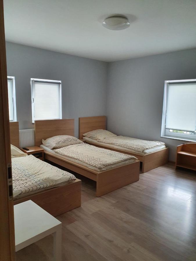 Kamienica Zerniki Wroclawskie ภายนอก รูปภาพ