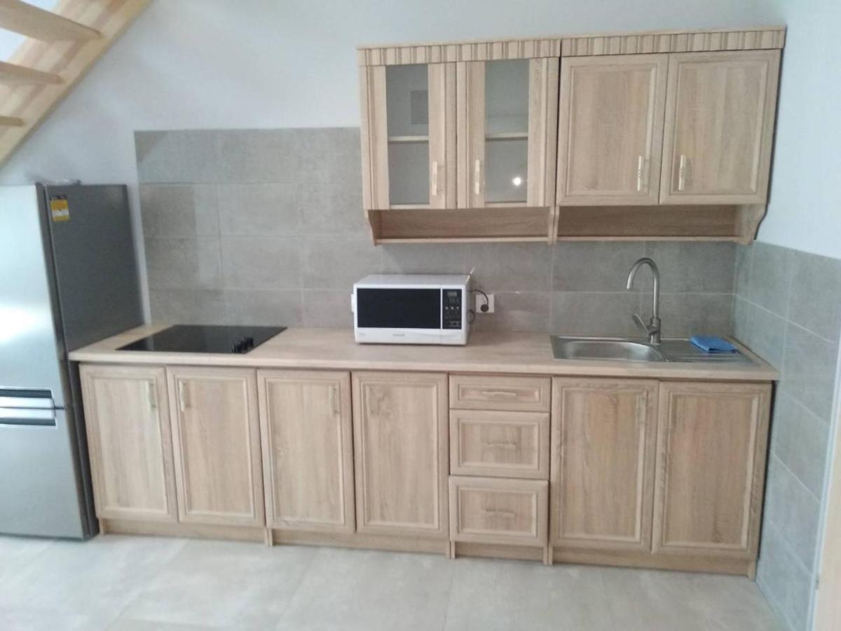 Kamienica Zerniki Wroclawskie ภายนอก รูปภาพ